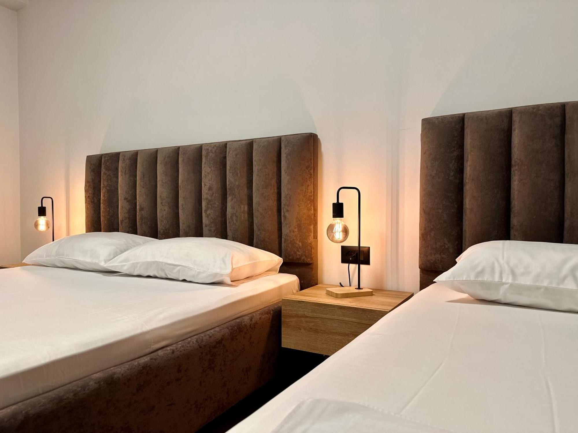 Lidia Apartments Sarandë 外观 照片